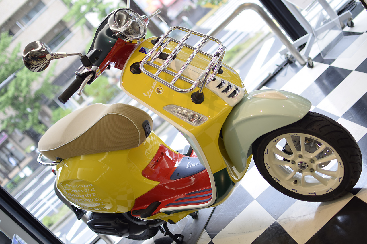 Vespa Primavera 125 SEAN WOTHERSPOON（ベスパ プリマベーラ ショーン ウェザースプーン）Special  Edition : SCSブログ