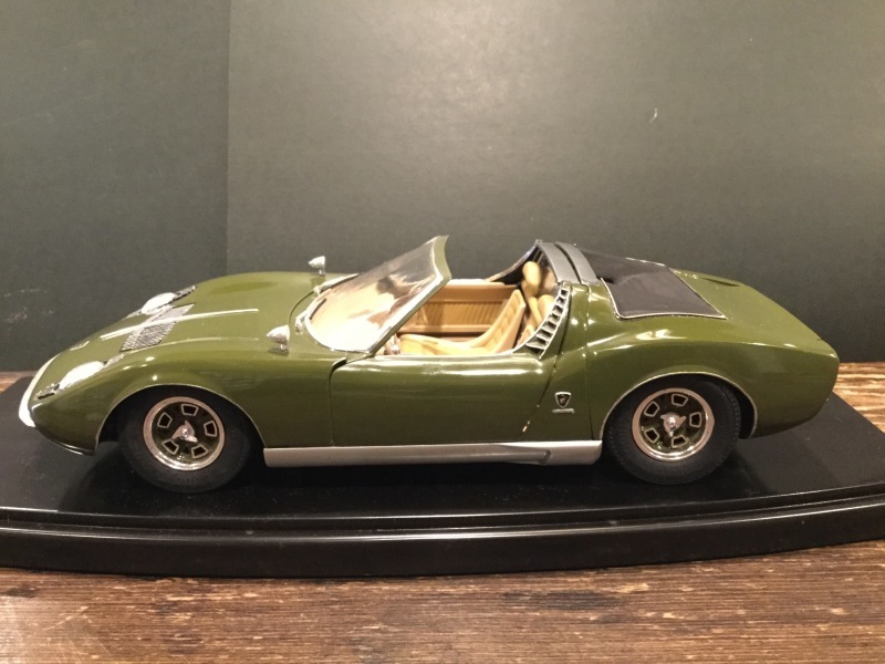 ランボルギーニ ミウラ ILZRO Zn75 Type 1969（オオタキ 1/16 改
