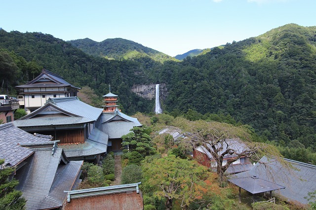 青岸渡寺参拝(撮影:10月11日)_e0321325_16351817.jpg