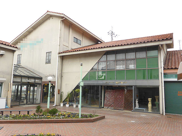 兵庫県 加西市北条町 鉄骨造2階建 角地 北条鉄道北条町駅から徒歩8分 通りからもよく目立つ売店舗・事務所_d0240201_09193654.jpg