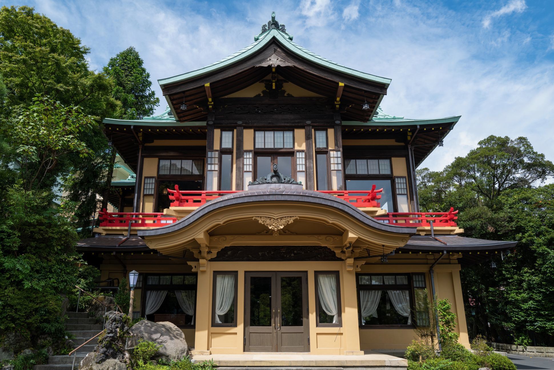 【登録有形文化財|富士屋ホテル】 〜 箱根屈指の老舗高級ホテル 駐車場、建物見学情報など_b0212342_12165045.jpg