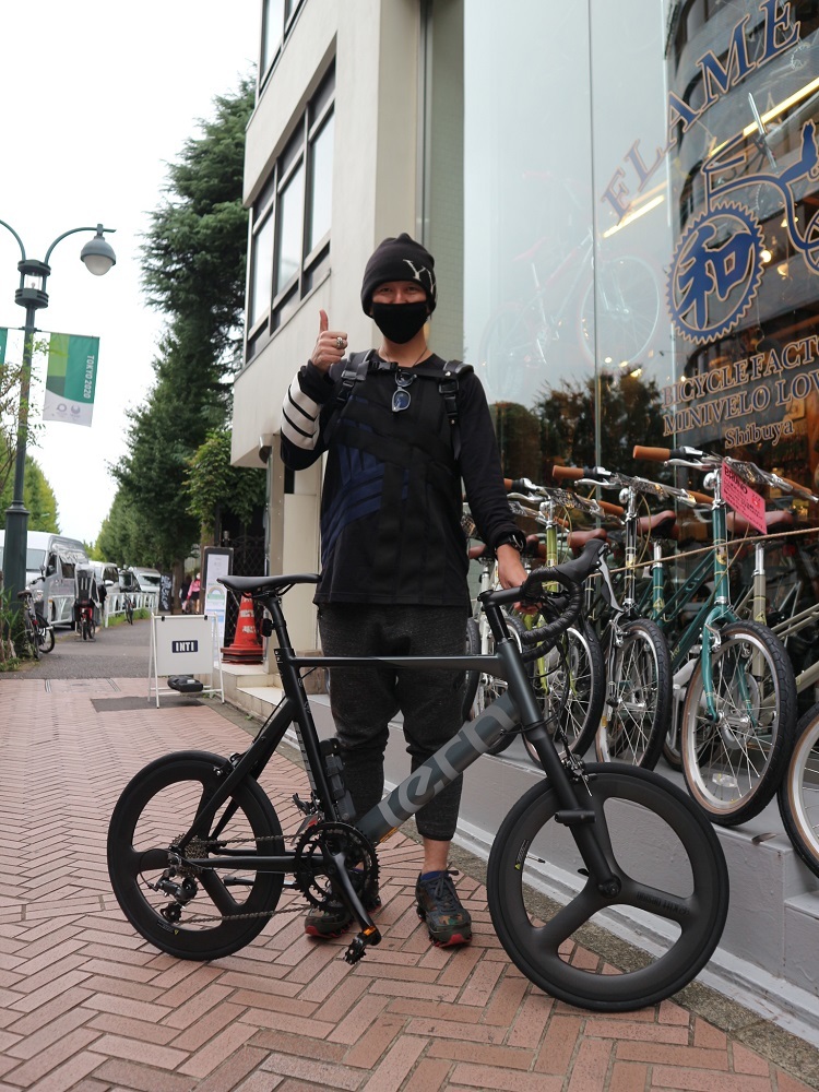 10月18日　渋谷　原宿　の自転車屋　FLAME bike前です_e0188759_18490943.jpg