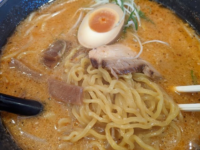 一騎さんで、ピリ辛ラーメン(千歳市花園町3:2020年119杯目)_f0397261_07200719.jpg