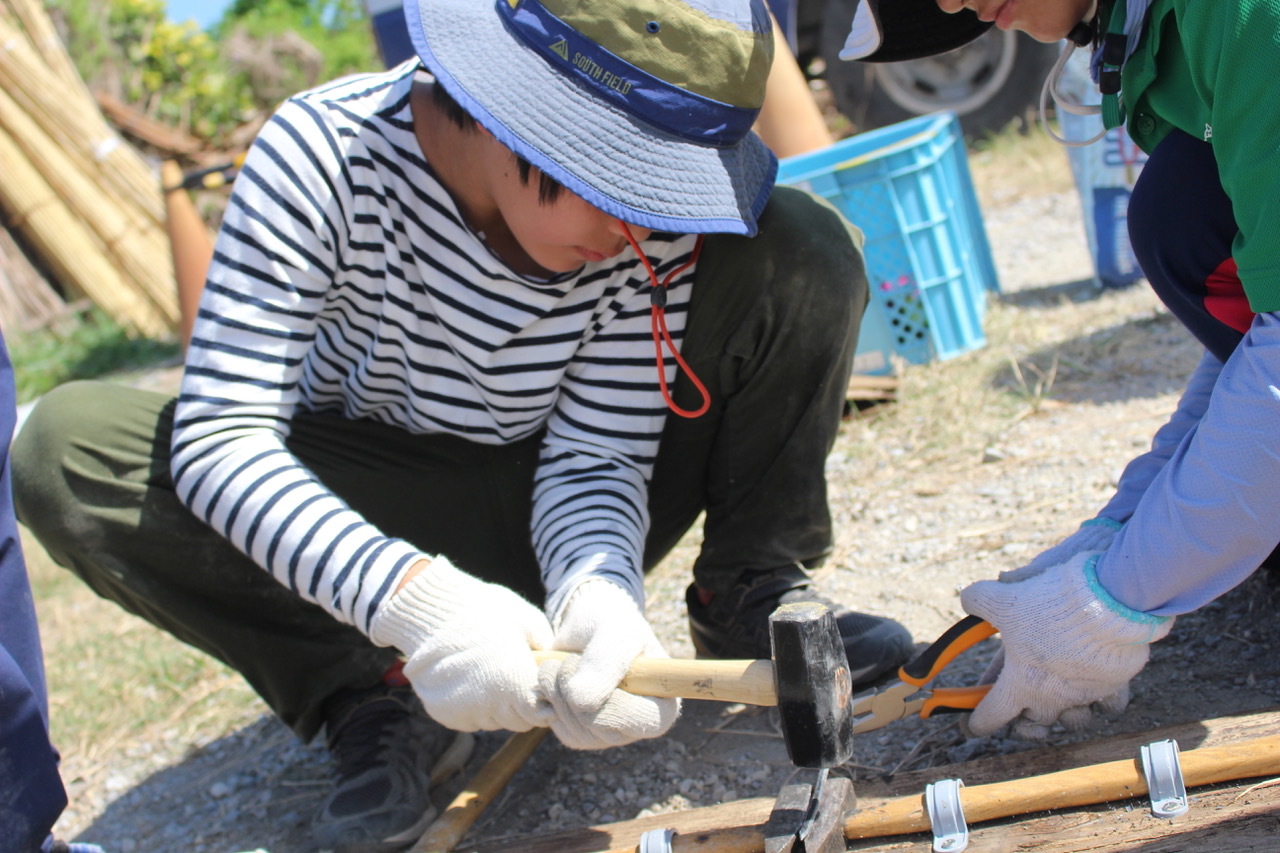 ネコクラブC-07◆鍛冶屋になってナイフを作ろう!(10/18)今度の手作りチャレンジは、火をおこし、鉄を打ち、刃物を作る! #中城村_d0363878_20343814.jpeg