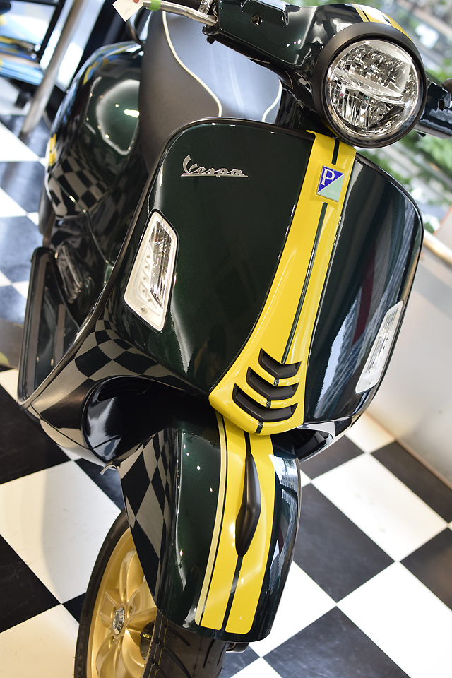 Vespa GTS Super 150 Racing Sixties （レーシングシックスティーズ）_d0099181_14134350.jpg