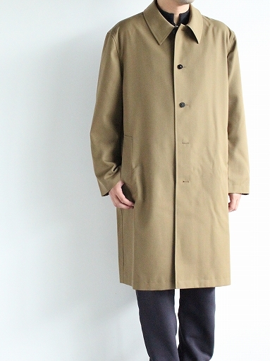 Cale Wool Gabardine Coat : 『Bumpkins putting on airs』