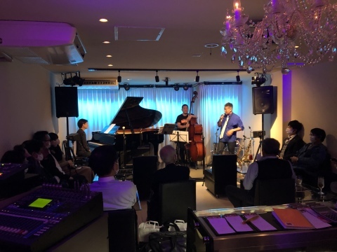 ジャズライブカミン Jazzlive Comin 広島 本日10月22日木曜日_b0115606_12014697.jpeg
