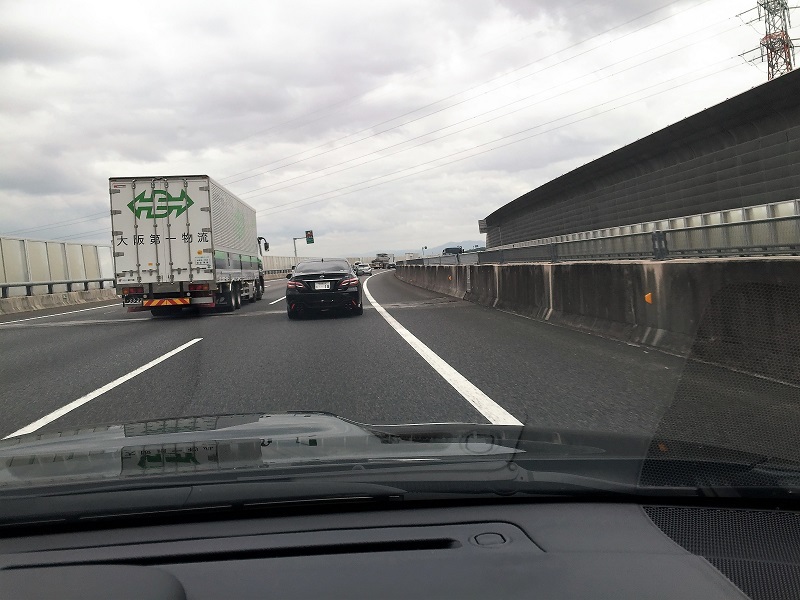 スバルであってSUBARUではない_f0076731_19045288.jpg