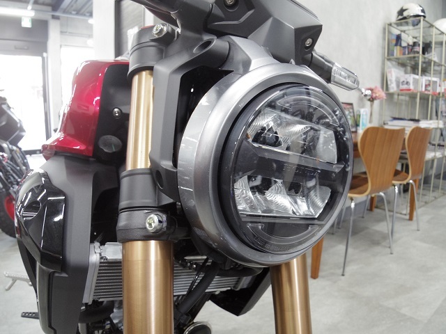 ｃｂ１５０ｒ ａｂｓ が入荷 バイクの横輪