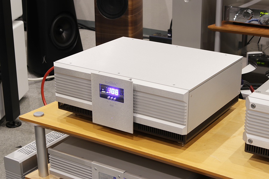 「IsoTek」&「AudioNec」試聴会やってます!_e0404728_18075435.jpg