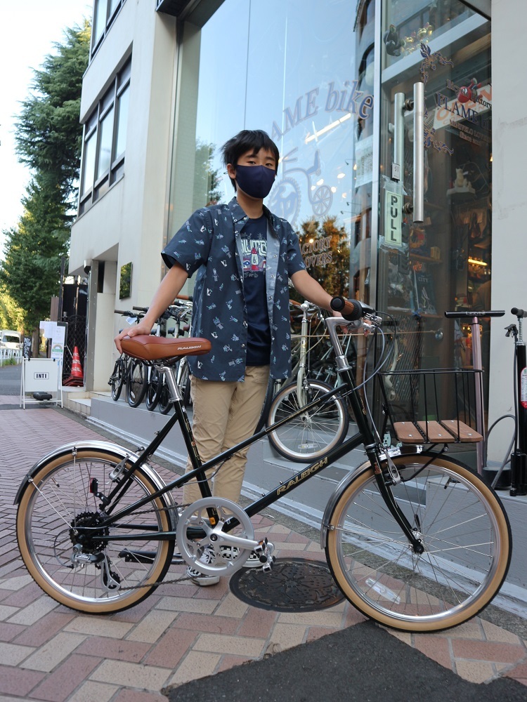 10月24日　渋谷　原宿　の自転車屋　FLAME bike前です_e0188759_18174274.jpg
