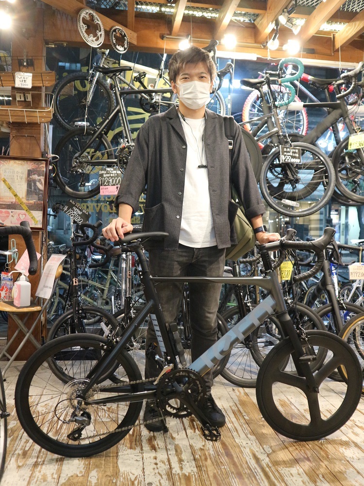 10月24日　渋谷　原宿　の自転車屋　FLAME bike前です_e0188759_18175276.jpg