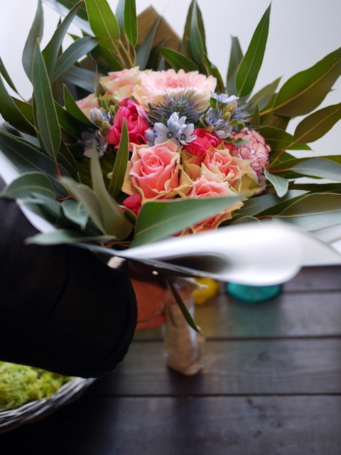 お誕生日の花束 ピンクと水色 かわいい感じ 白石区川下にお届け 10 21 札幌 花屋 Mell Flowers お誕生日の花束 ピンクと水色 かわいい感じ 白石区川下にお届け 10 21 札幌 花屋 Mell Flowers