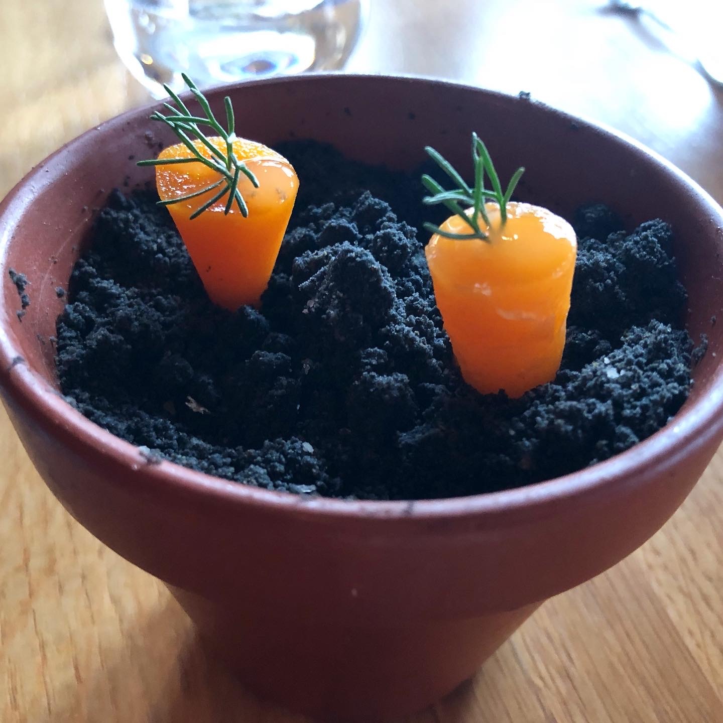 オーベルジュ・シェ・ギュットの美食ランチ @アルザス日帰り旅行_a0231632_03491773.jpeg