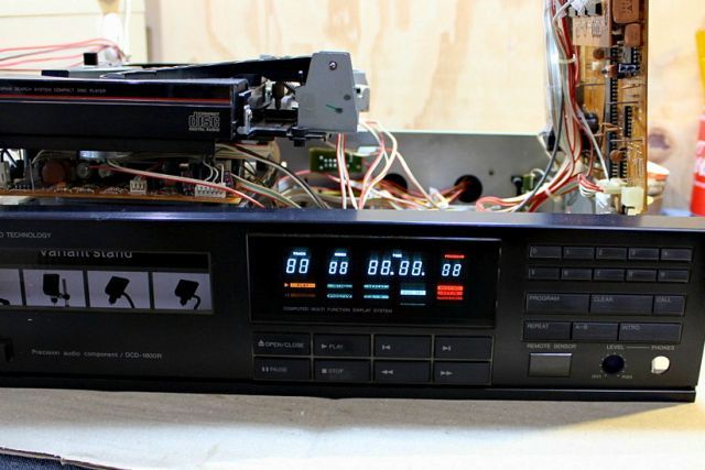 DENON DCD-1800R 修理再び!その6 完成!!_f0325295_16593120.jpg