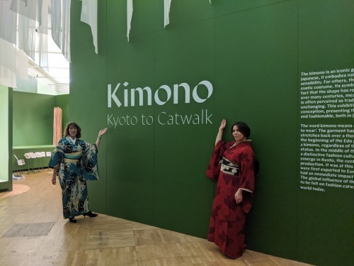 V&A kimono: kyoto to Catwalk の幕が下りました_e0151619_03095337.jpg