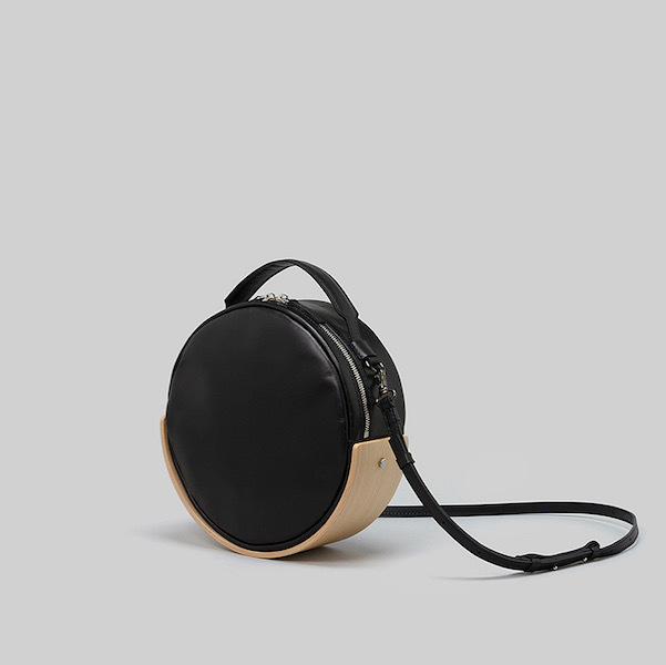 plywood circle shoulder bag_d0364239_19002738.jpg