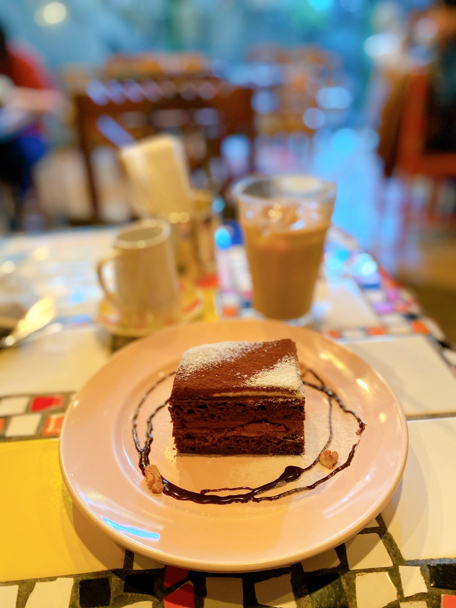 カンテ グランデ 中津本店 大阪インド喫茶の老舗で思い出に耽る あれも食べたい これも食べたい ｅｘ