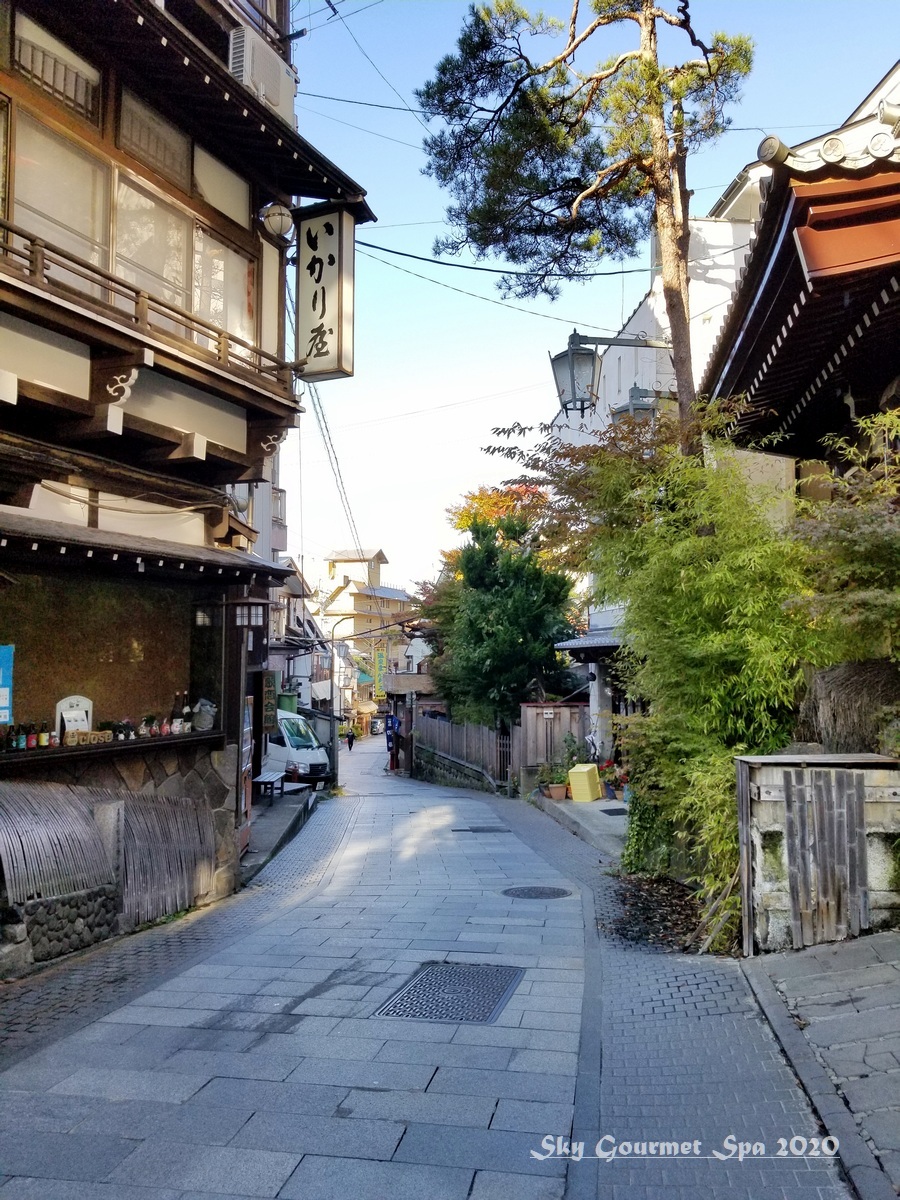 Go To で紅葉の奥飛騨 信州渋温泉 へ その15 渋温泉 古久屋 温泉街編 年10月 空とグルメと温泉と
