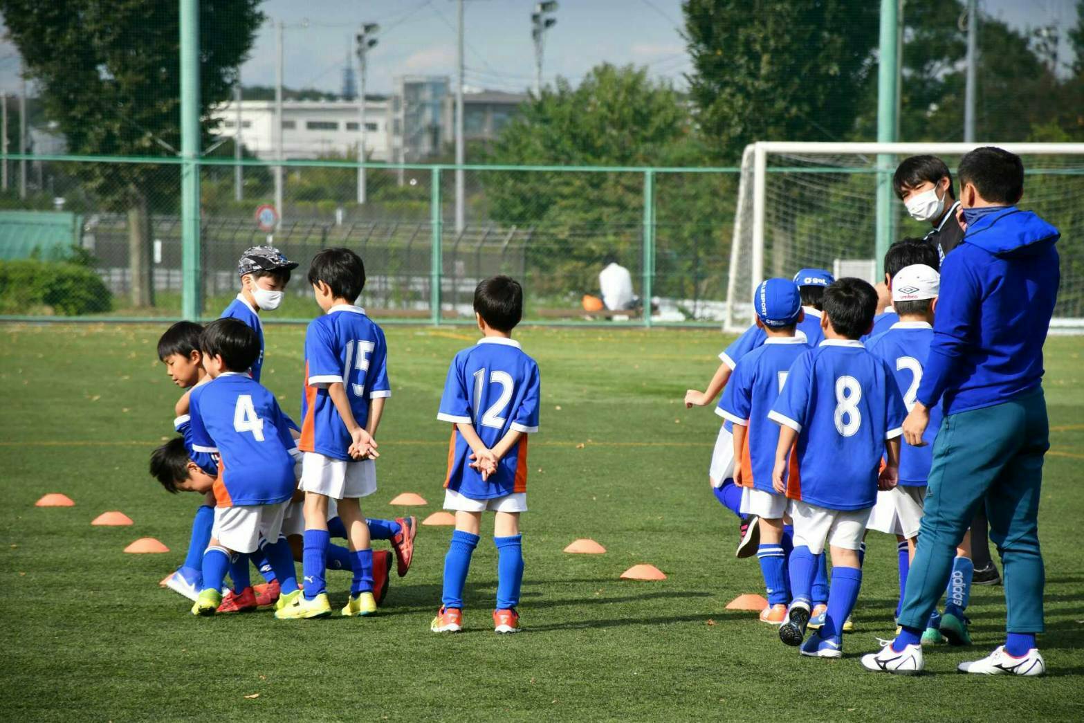 2年生交流試合 調布西町グランド 北ノ台キッカーズさんand南陽台fcさん 狛江六小親子サッカーサークル F C Koma6
