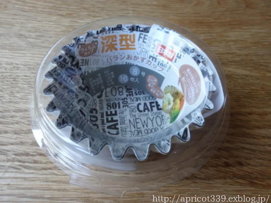 リピートしているセリアのお弁当グッズと収納_c0293787_23075229.jpg
