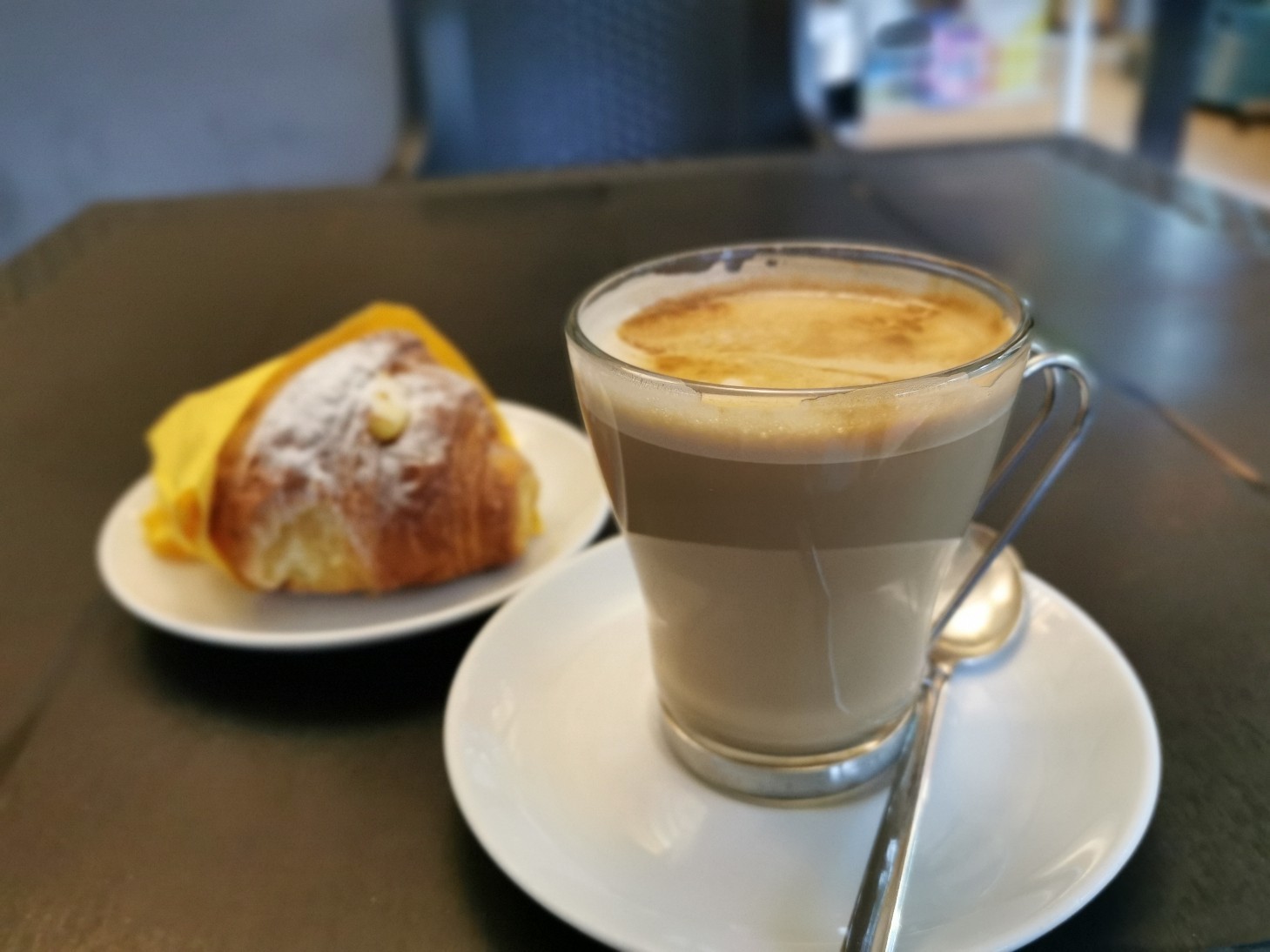 イタリアのコロナ救急出動状況_f0106597_23151870.jpg