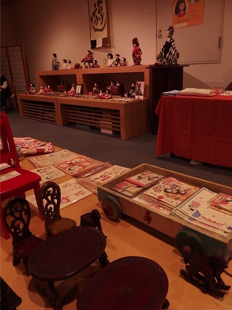 浅草橋吉徳『第九回 にんぎょう うらら展』開催中_d0079147_21560237.jpg