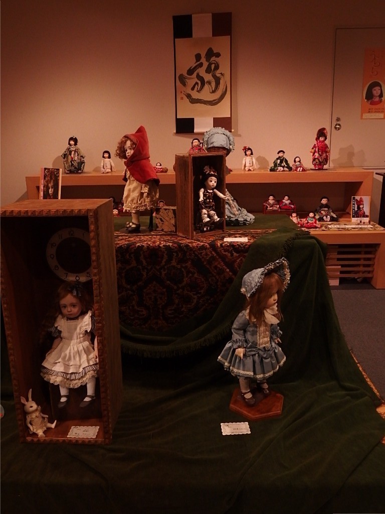浅草橋吉徳『第九回 にんぎょう うらら展』開催中_d0079147_21562663.jpg