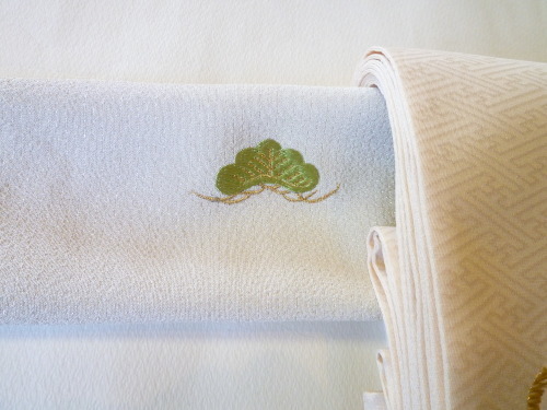 刺繍帯揚げ”鶴松_d0159384_23192902.jpg