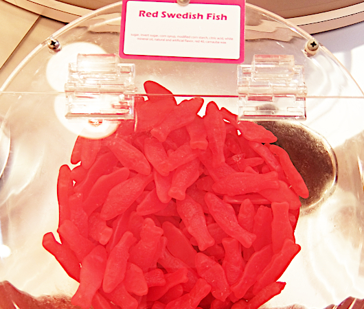 アメリカの定番駄菓子「スウェーデンの魚」（Swedish Fish）の歴史_b0007805_00024388.jpg