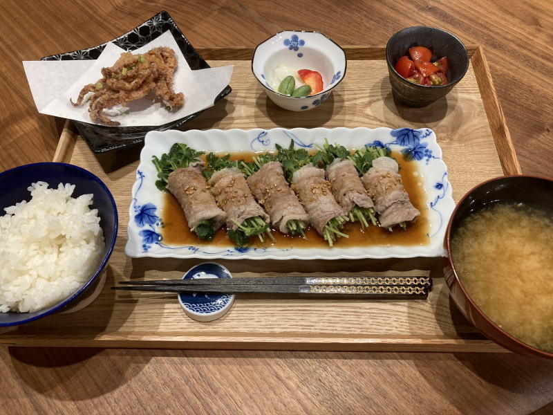 献立 豆苗の豚肉巻き イカゲソの唐揚げ ピクルス トマトのマリネサラダ インゲンのお味噌汁 Kajuの 今日のお料理 簡単レシピ 献立 豆苗の豚肉巻き イカゲソの唐揚げ ピクルス トマトのマリネサラダ インゲンのお味噌汁 Kajuの 今日のお料理 簡単レシピ