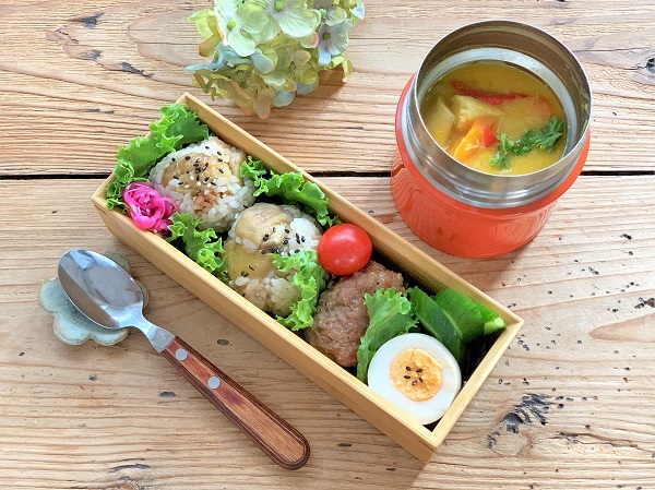 栗ごはんのおにぎりとスープジャーのお弁当 と おうちごはん おだやかなとき