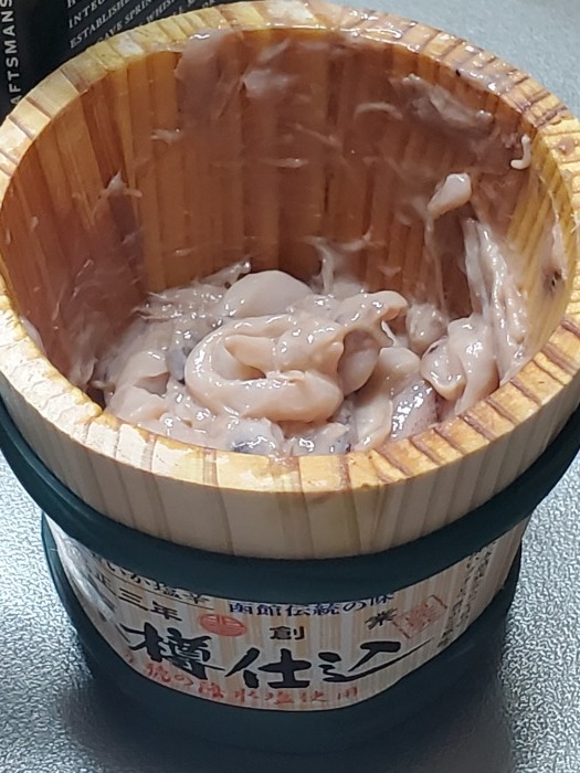 ディアゴスティーニから木樽熟成塩辛創作キット創刊。_d0164343_18045491.jpg