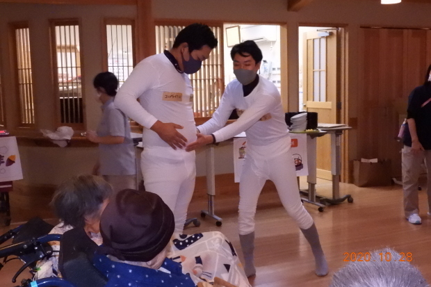 ファッ〇ョン通信_c0211853_18102040.jpg