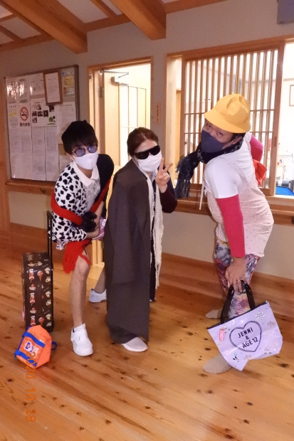 ファッ〇ョン通信_c0211853_18481276.jpg