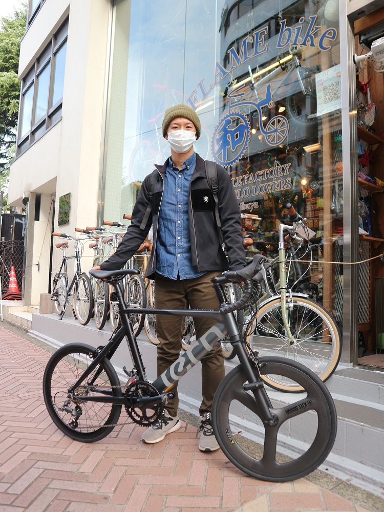 11月1日　渋谷　原宿　の自転車屋　FLAME bike前です_e0188759_18040635.jpg