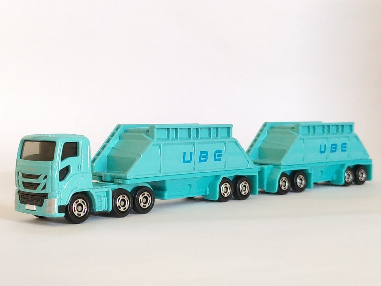 1.〔珍車〕☆新品☆ロングトミカ☆赤箱129 弱く 宇部 1.〔珍車〕☆新品☆ロングトミカ☆赤箱129 弱く 宇部