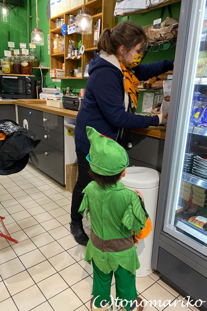 ロックダウンの週末のハロウィン_c0024345_09481135.jpg