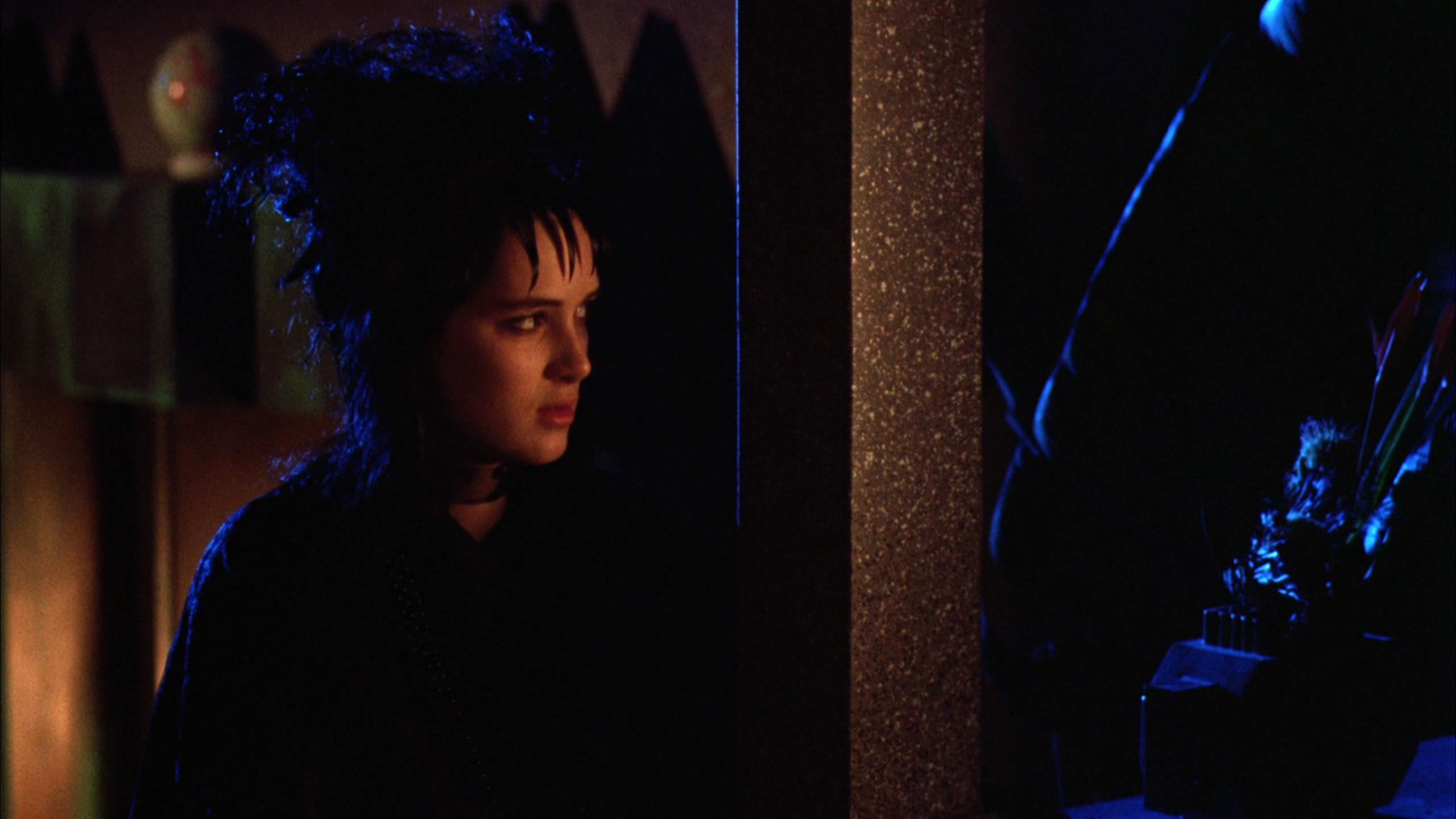 ウィノナ ライダー Winona Ryder ビートルジュース 19 夜ごとの美女