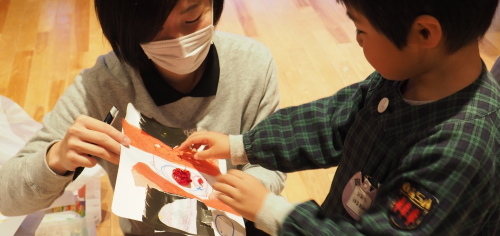 図工・美術の日 大学生の設定保育_b0068572_08001705.jpeg