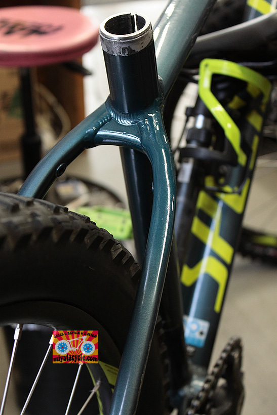 ＳＰＥＣＩＡＬＩＺＥＤ ＭＴＢ アルミフレーム修理_e0126901_09250240.jpg