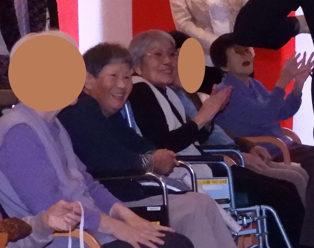 ファッ〇ョン通信_c0211853_18435531.jpg