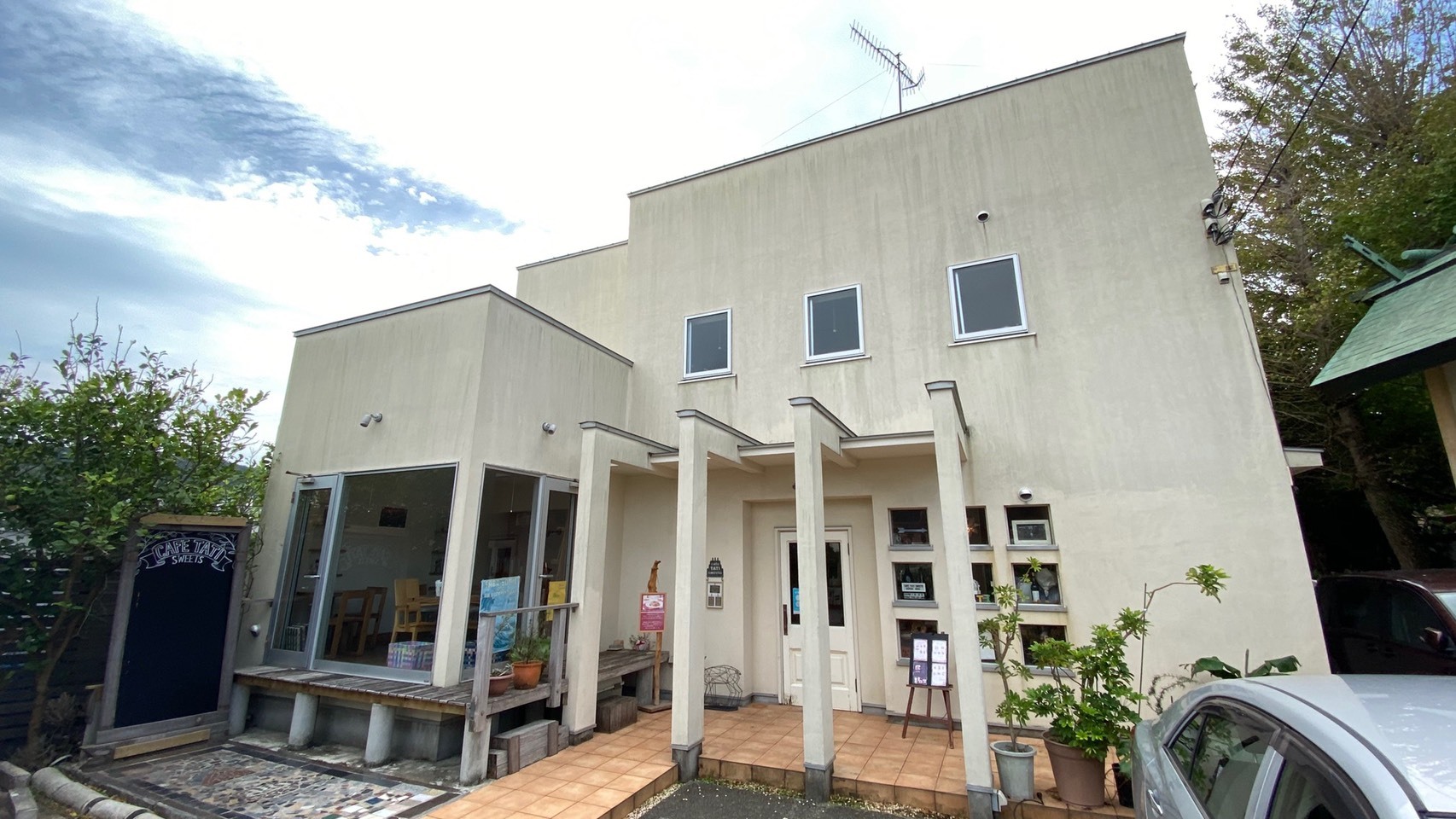 伊東のタルトが美味しいケーキ屋さん Izu リゾートクルージング 伊東のタルトが美味しいケーキ屋さん Izu リゾートクルージング