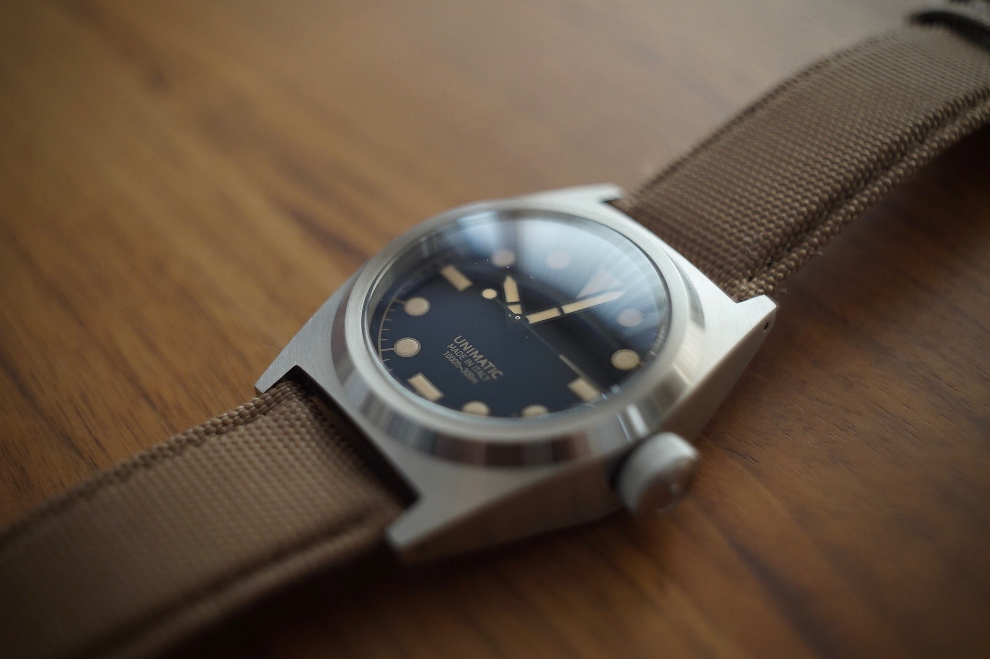 10/12中の限定価格！【美品】 【入手困難】UNIMATIC U2-BN 交渉OK 【美品】 【入手困難】UNIMATIC U2-BN 続々・買えない時計