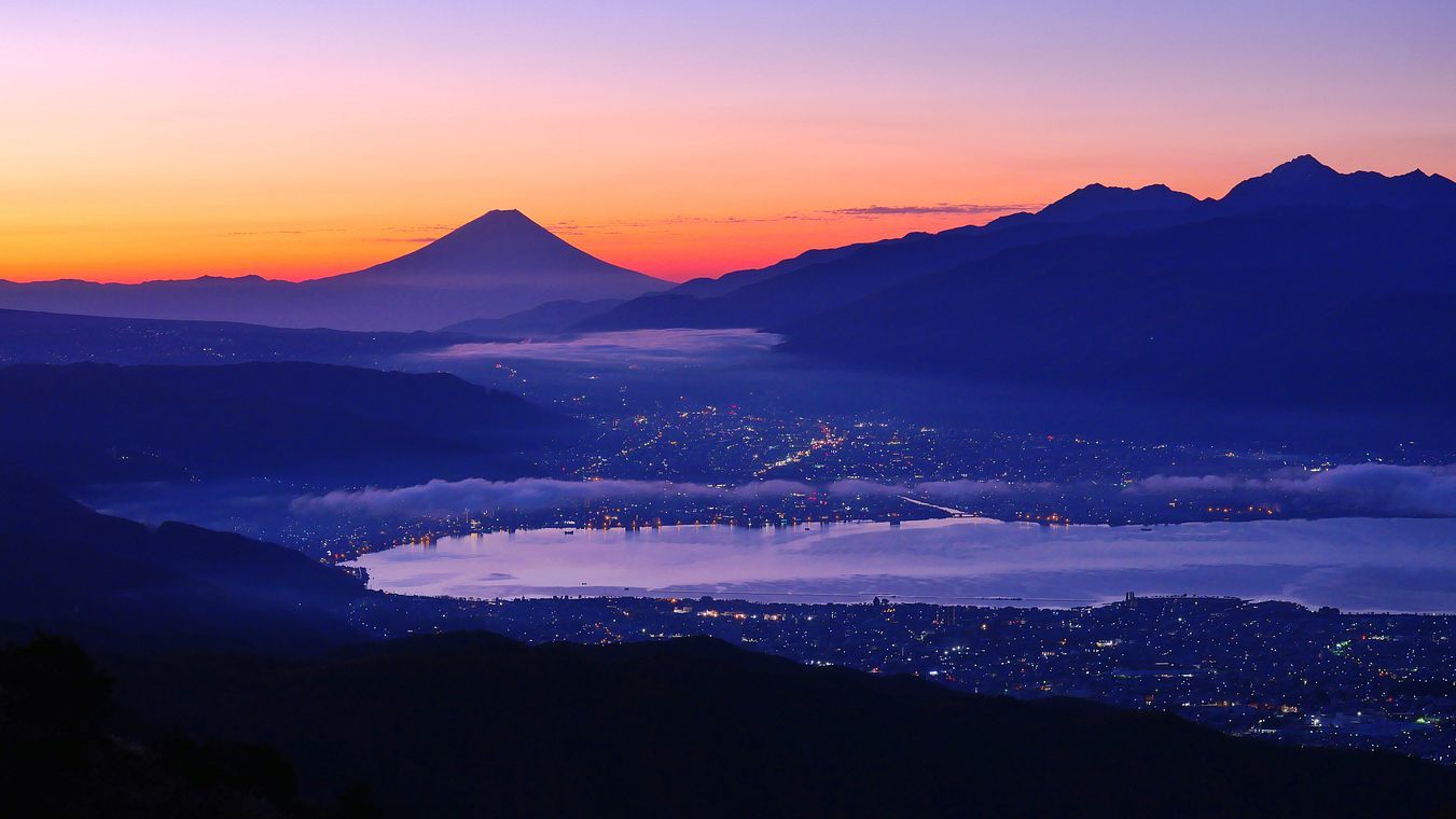 朝焼けの秀麗富士山シルエットは最高潮に♪_a0031821_18512884.jpg