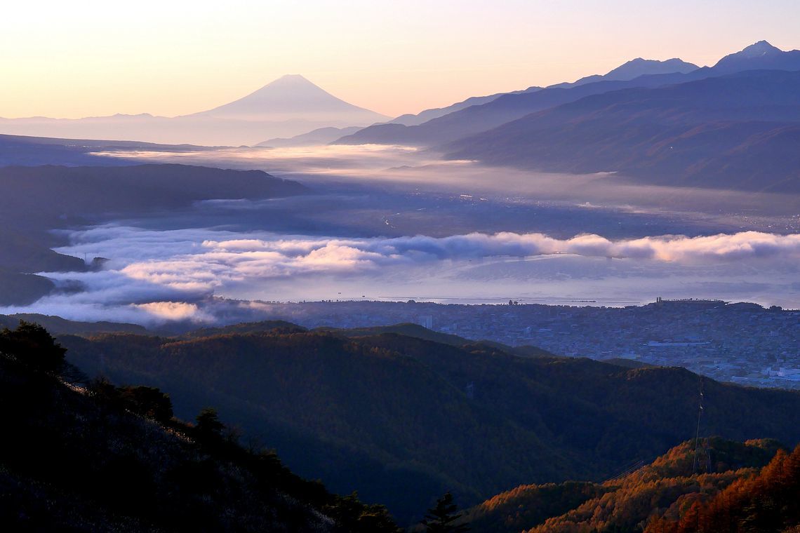朝焼けの秀麗富士山シルエットは最高潮に♪_a0031821_19052002.jpg
