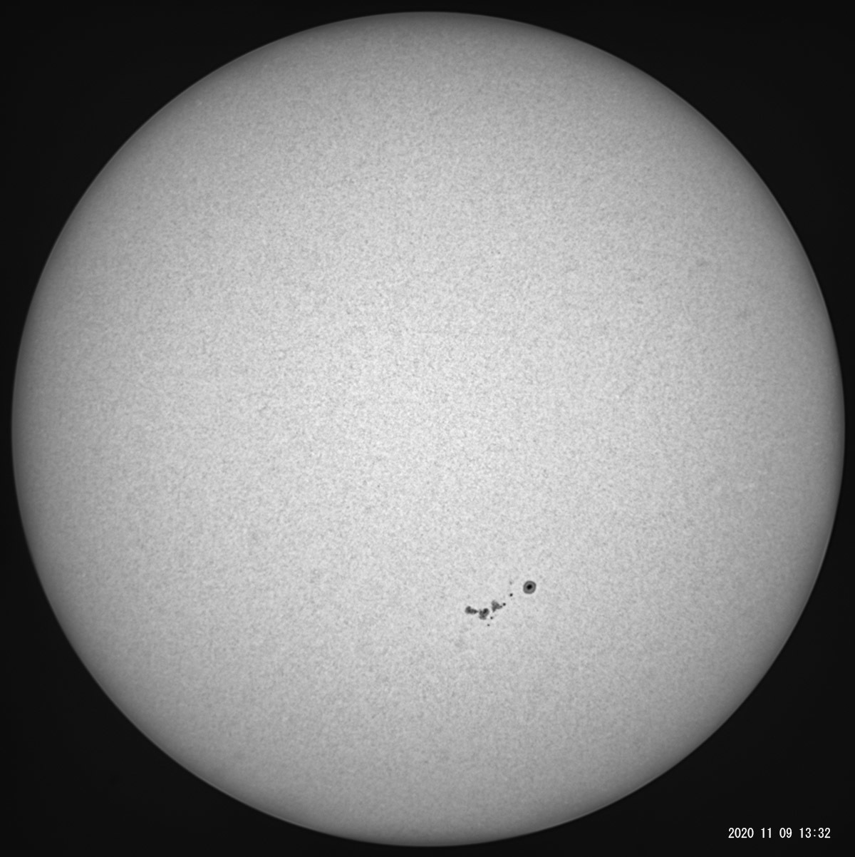 11月9日の太陽_e0174091_16502035.jpg