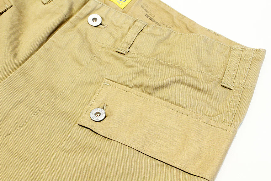 THE BLUEST (ザ・ブルーエスト) \" BIG POCKET PANTS \"_b0122806_12292412.jpg