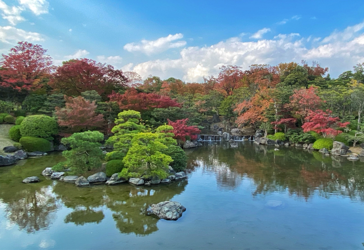 万博記念公園日本庭園の心字池_b0063958_07135650.jpg