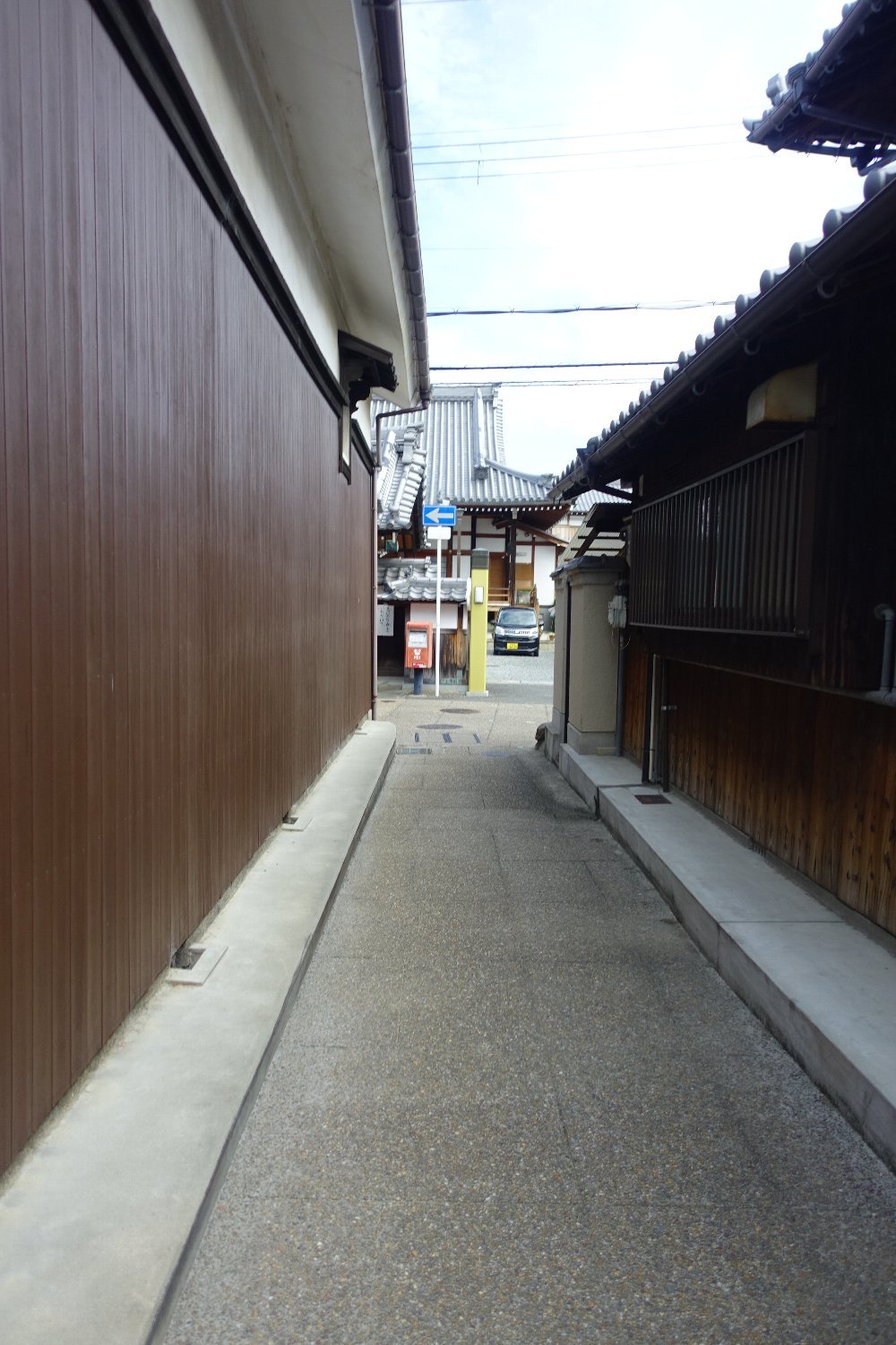岸部の町並み レトロな建物を訪ねて